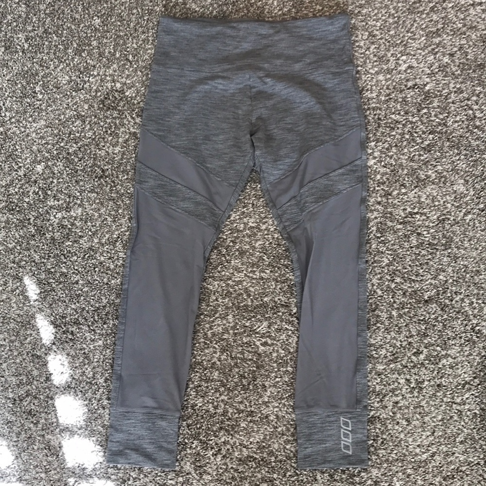 Grey leggings